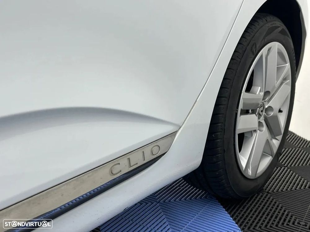 Renault Clio BLUE dCi 85 BUSINESS EDITION - 25