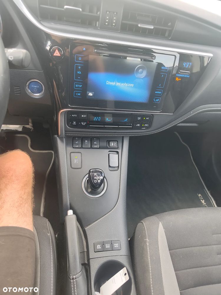 Toyota Auris - 15