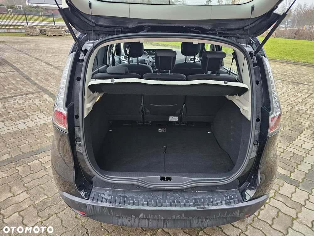 Renault Scenic - 13