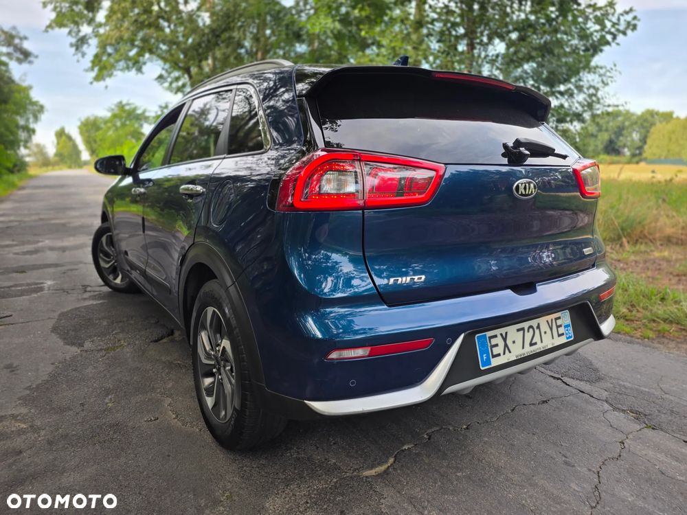 Kia Niro 1.6 GDI Hybrid L Business Line - 18