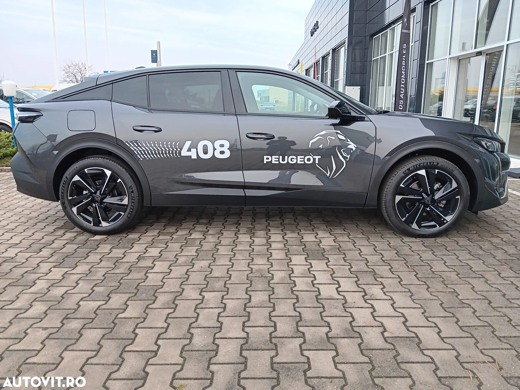 Peugeot 408 - 2