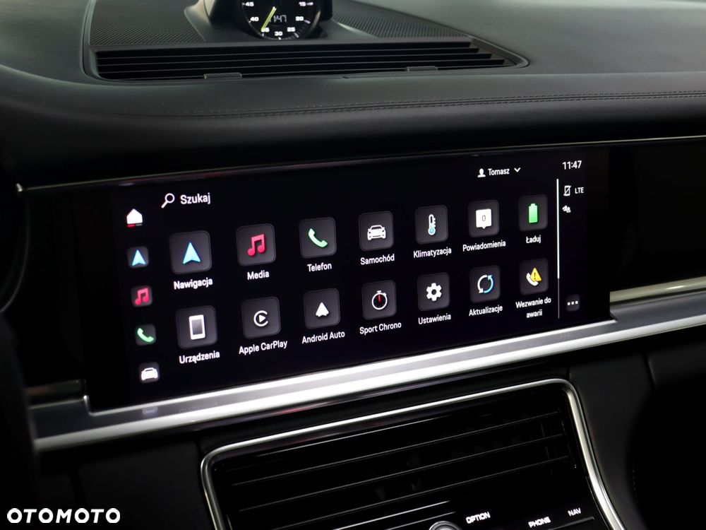 Porsche Panamera - 27