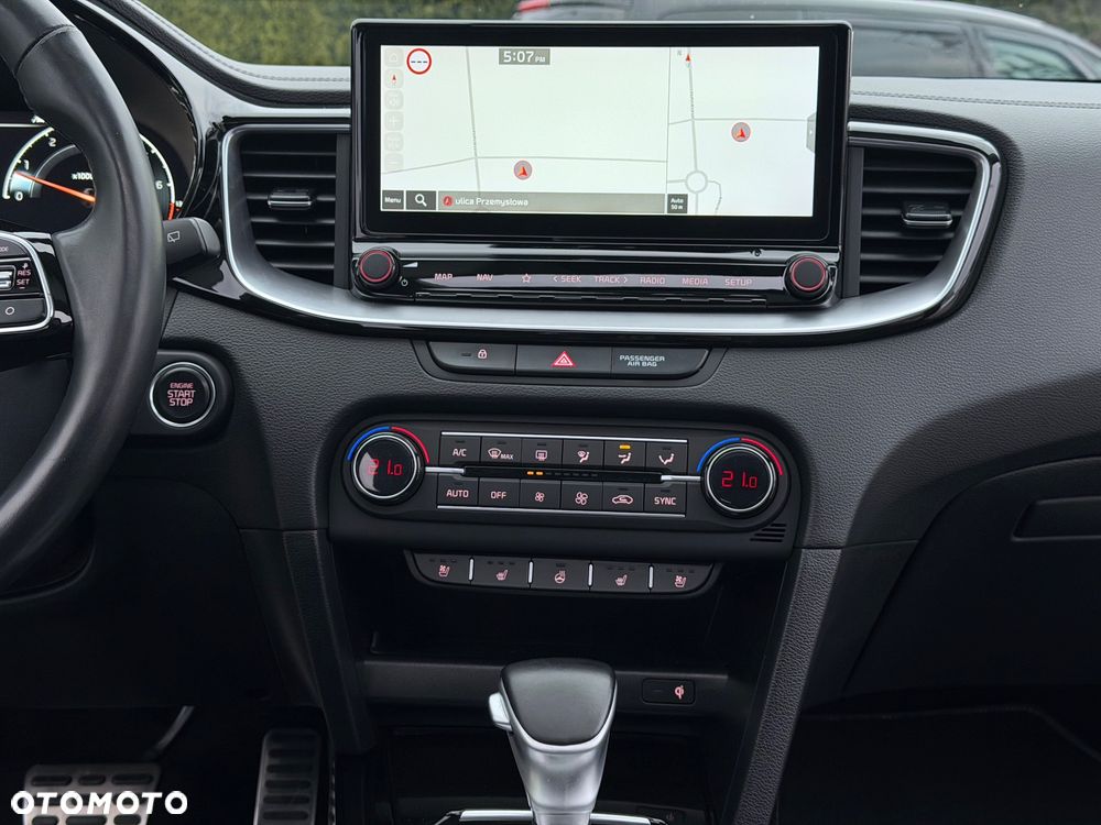 Kia XCeed 1.5 T-GDI Prestige Line DCT - 24