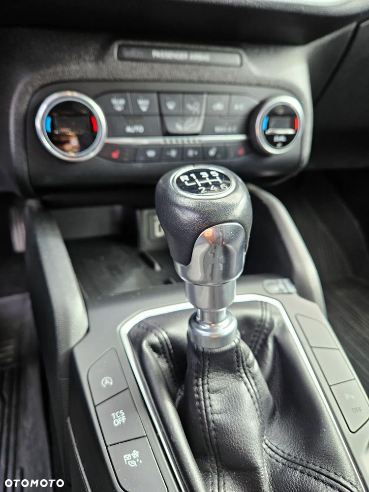 Ford Focus 1.5 EcoBlue Trend Edition Business - 26