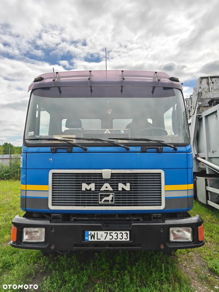 MAN M90 - 1