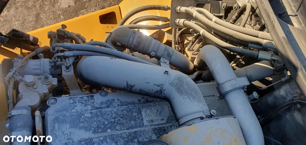 Caterpillar 730 - 11