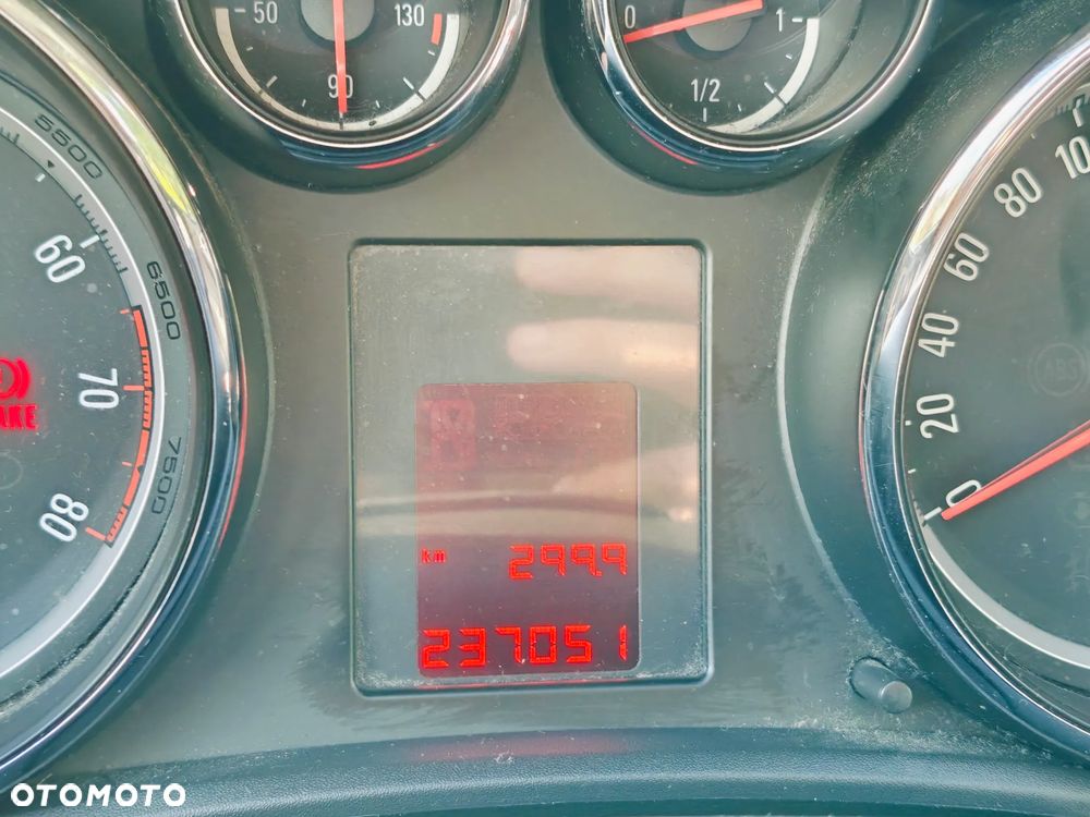 Opel Astra 1.4 T Sport - 22