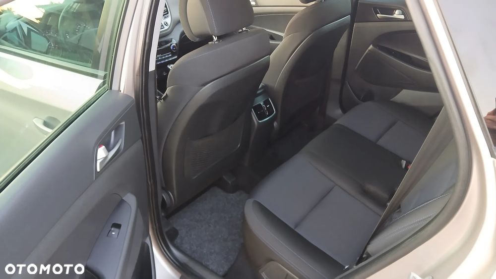 Hyundai Tucson 1.6 T-GDI GO 2WD - 18