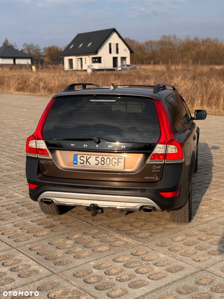 Volvo XC 70 D4 AWD Dynamic Summum EU6 - 17