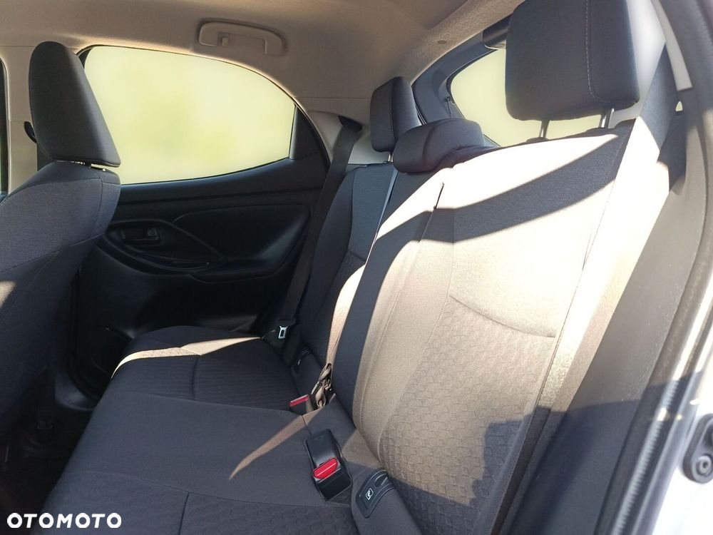 Toyota Yaris Hybrid 1.5 Comfort - 17
