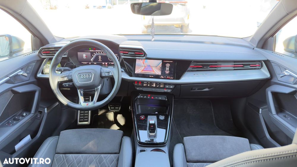Audi S3 S tronic - 13