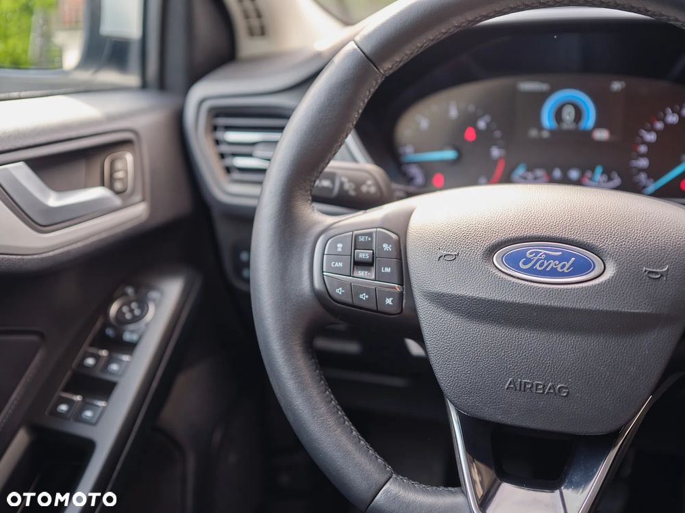 Ford Focus - 22