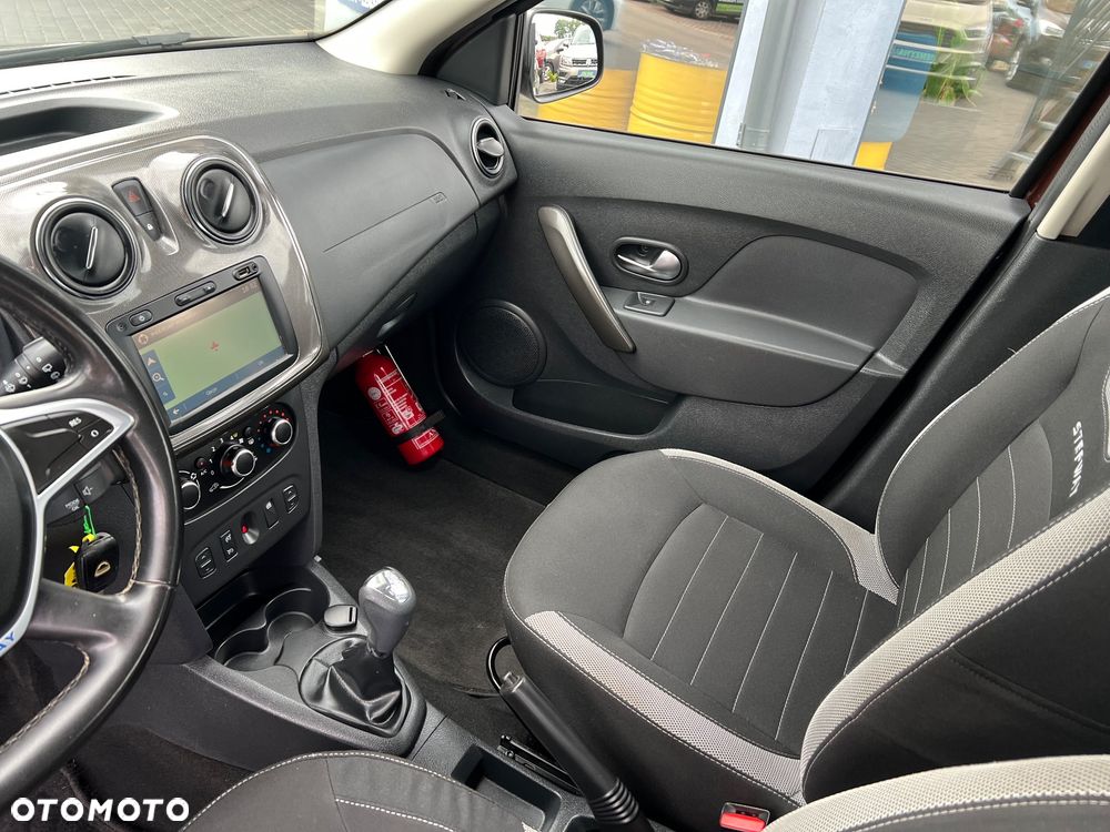 Dacia Sandero 0.9 TCe Laureate S&S Easy-R - 13