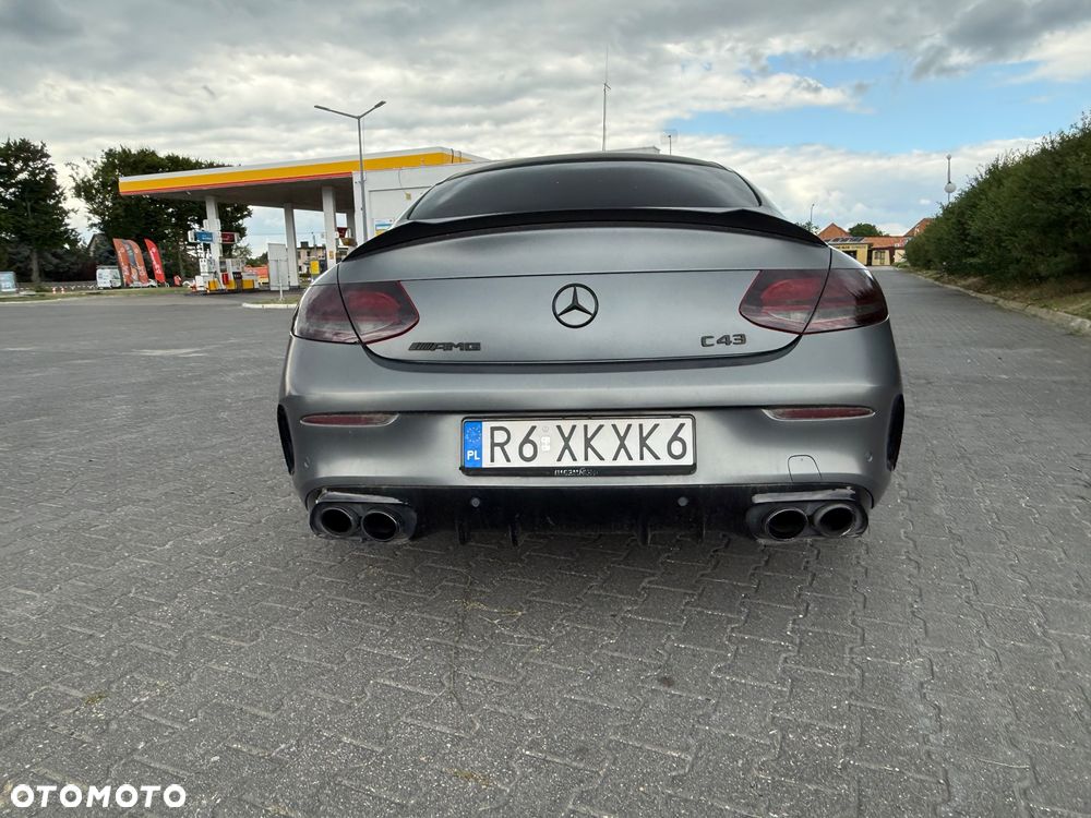 Mercedes-Benz Klasa C AMG 43 4Matic 9G-TRONIC - 11