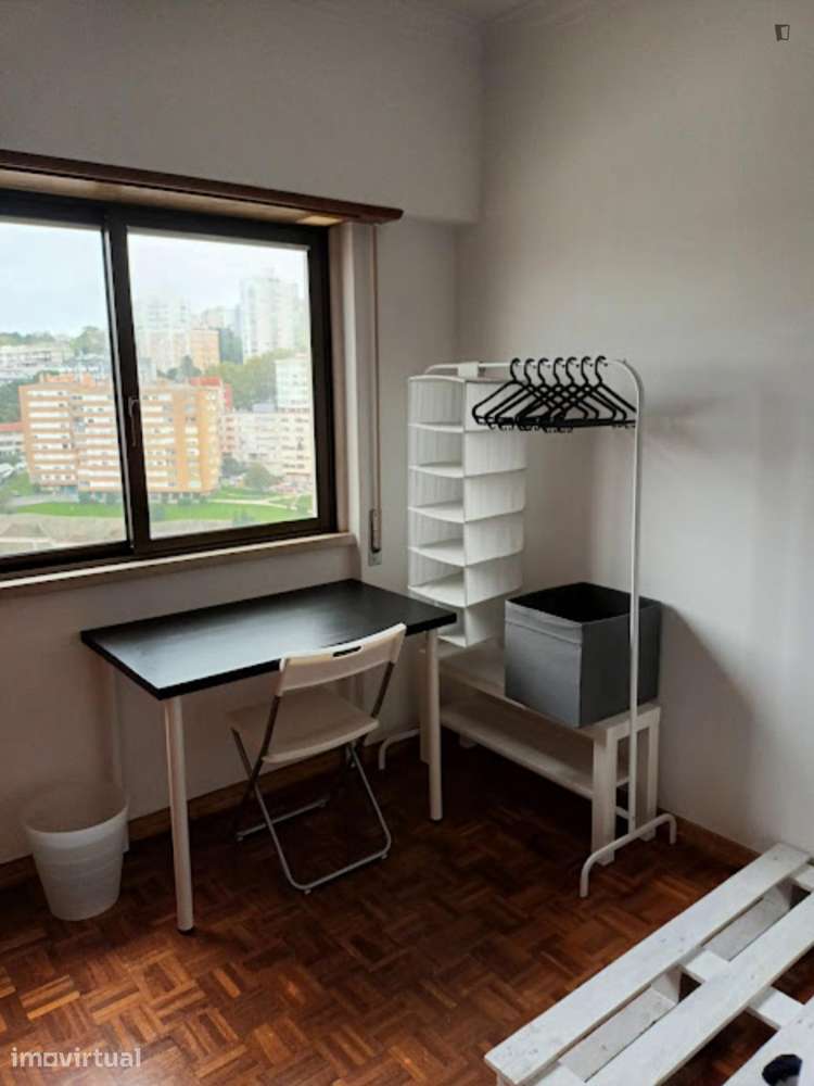 Quarto - localizado em Amadora Lisbon - Grande imagem: 4/24