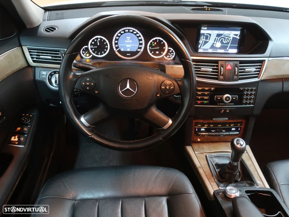Mercedes-Benz E 250 CDi Elegance BlueEfficiency - 19