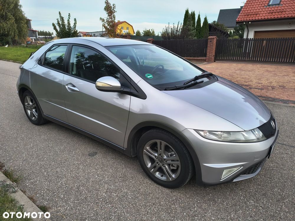 Honda Civic 1.4 i-VTEC Sport - 6