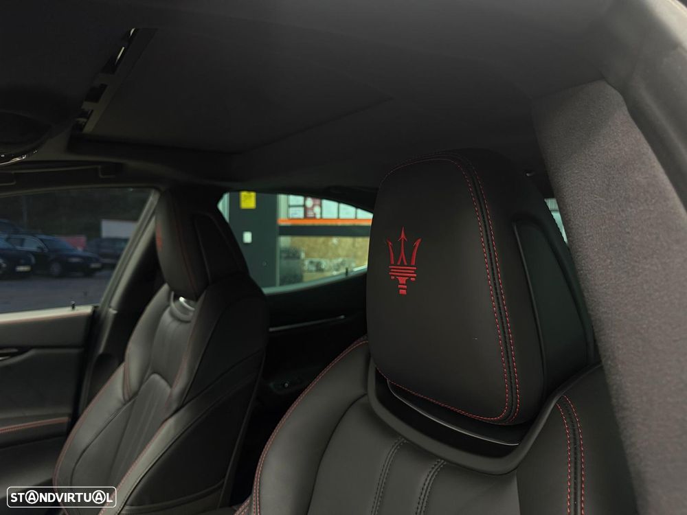 Maserati Ghibli GT Hybrid - 30