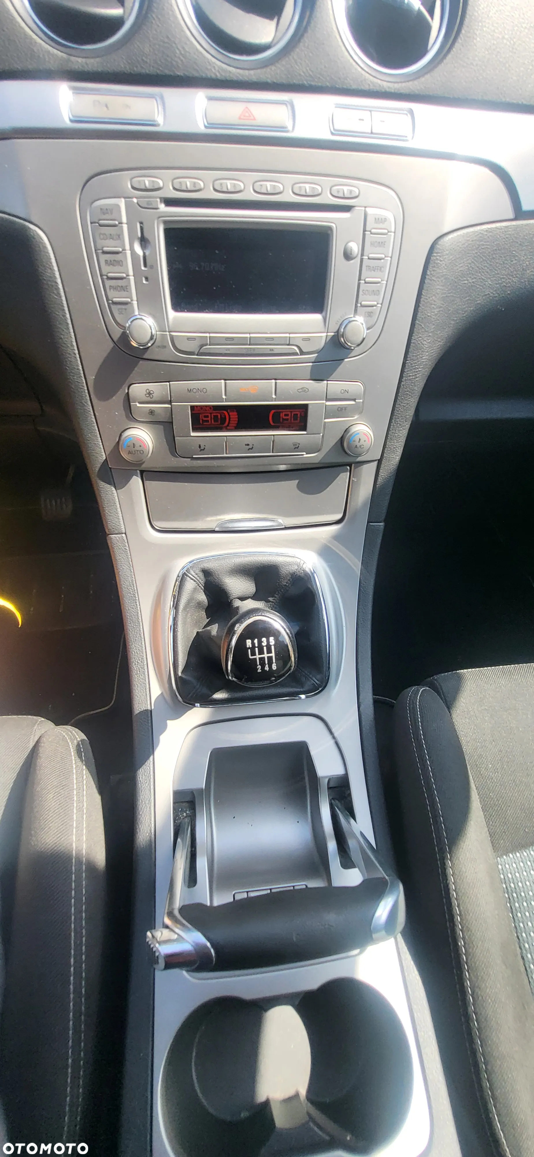 Ford S-Max 2.0 TDCi DPF Business Edition - 18