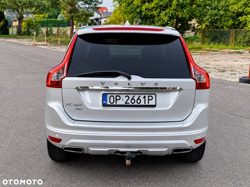 Volvo XC 60 D3 Drive-E Ocean Race - 11