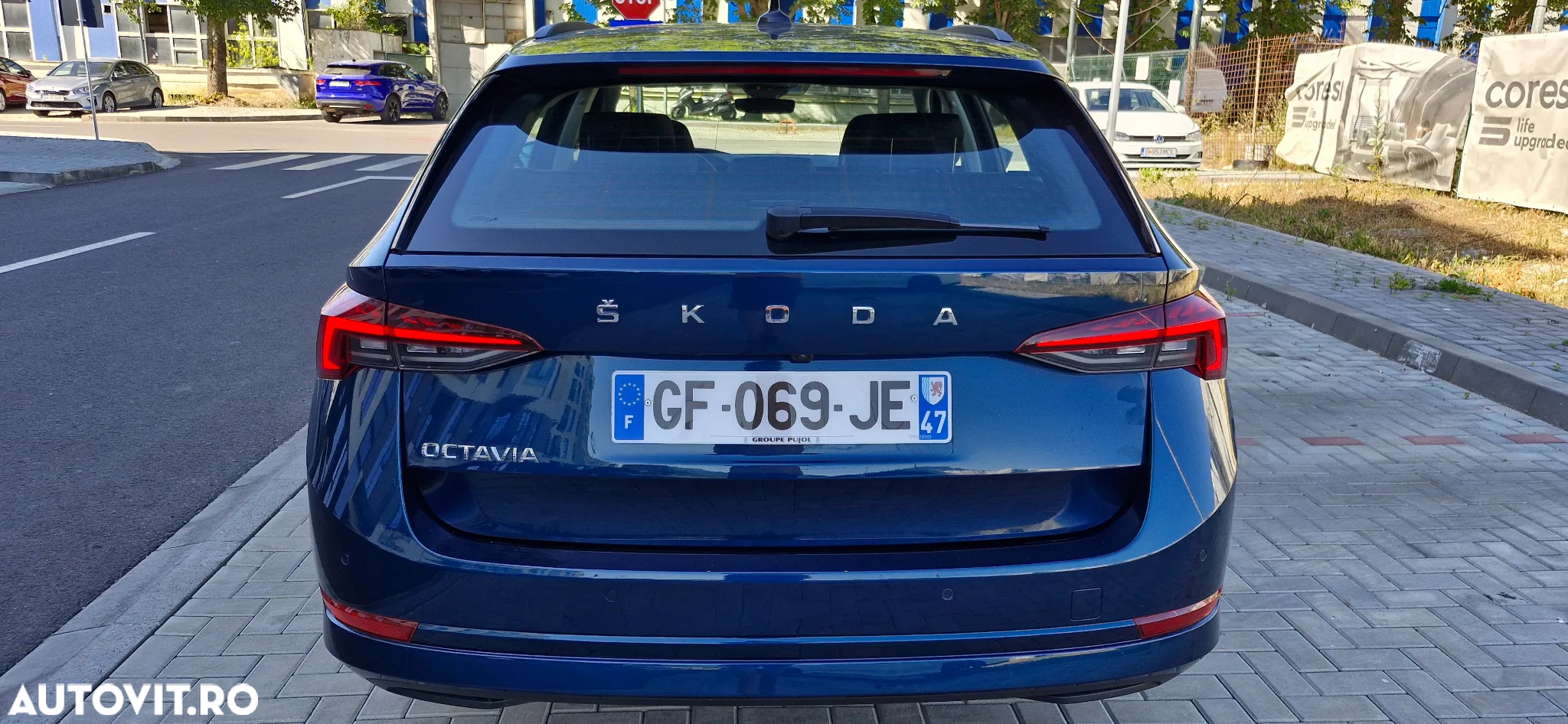 Skoda Octavia 2.0 TDI DSG Ambition - 13