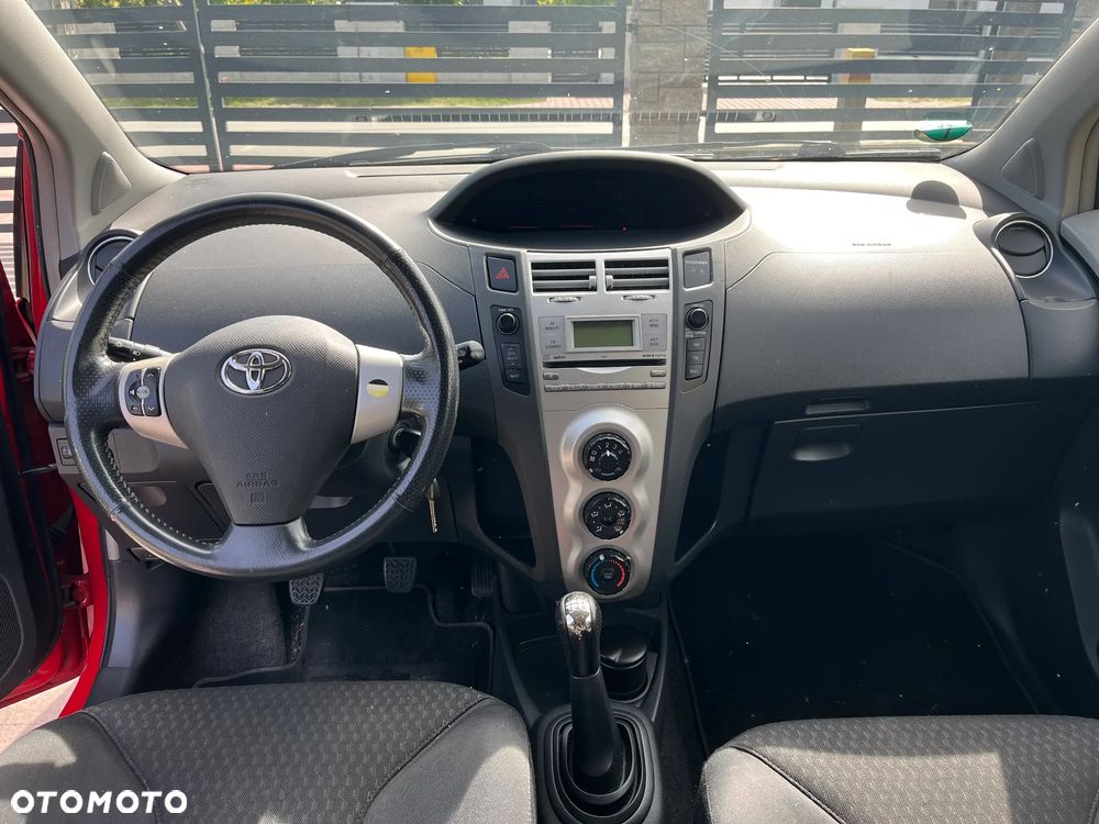 Toyota Yaris 1.8 VVT-i TS - 8