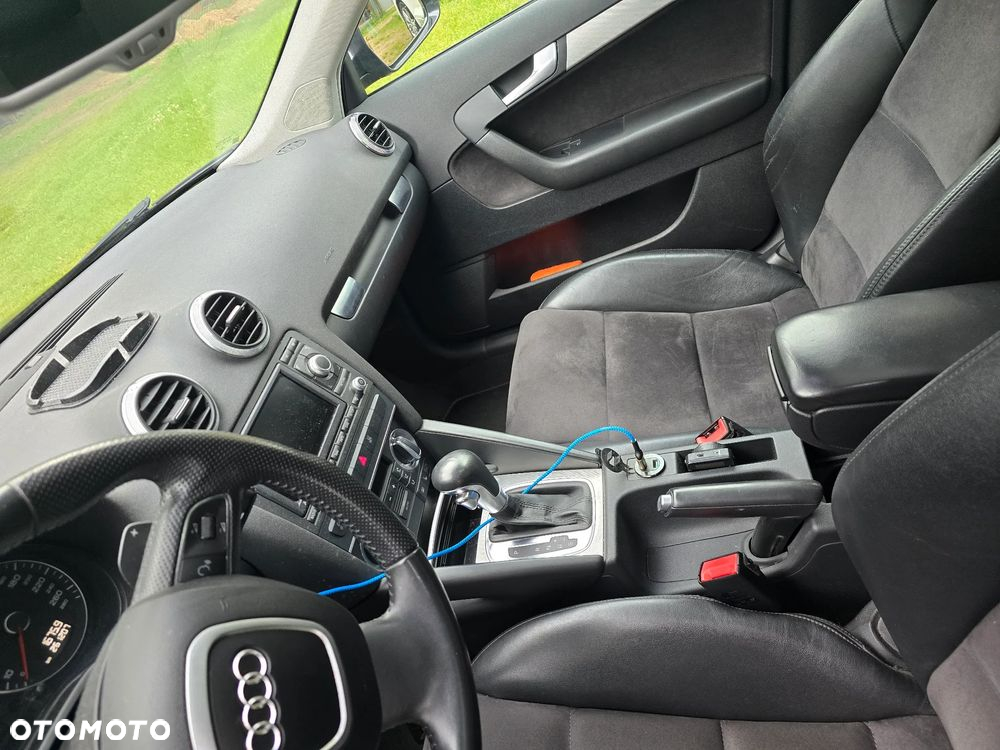 Audi A3 2.0 TDI DPF Ambiente S tronic - 16