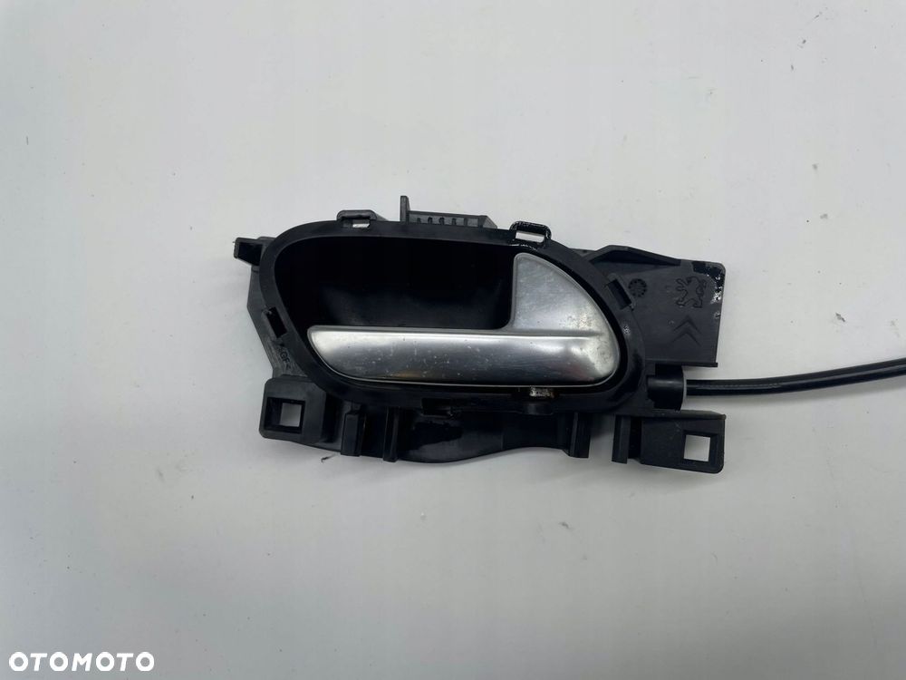 zamek drzwi przedni przód prawy peugeot 208 9812500780 - 3