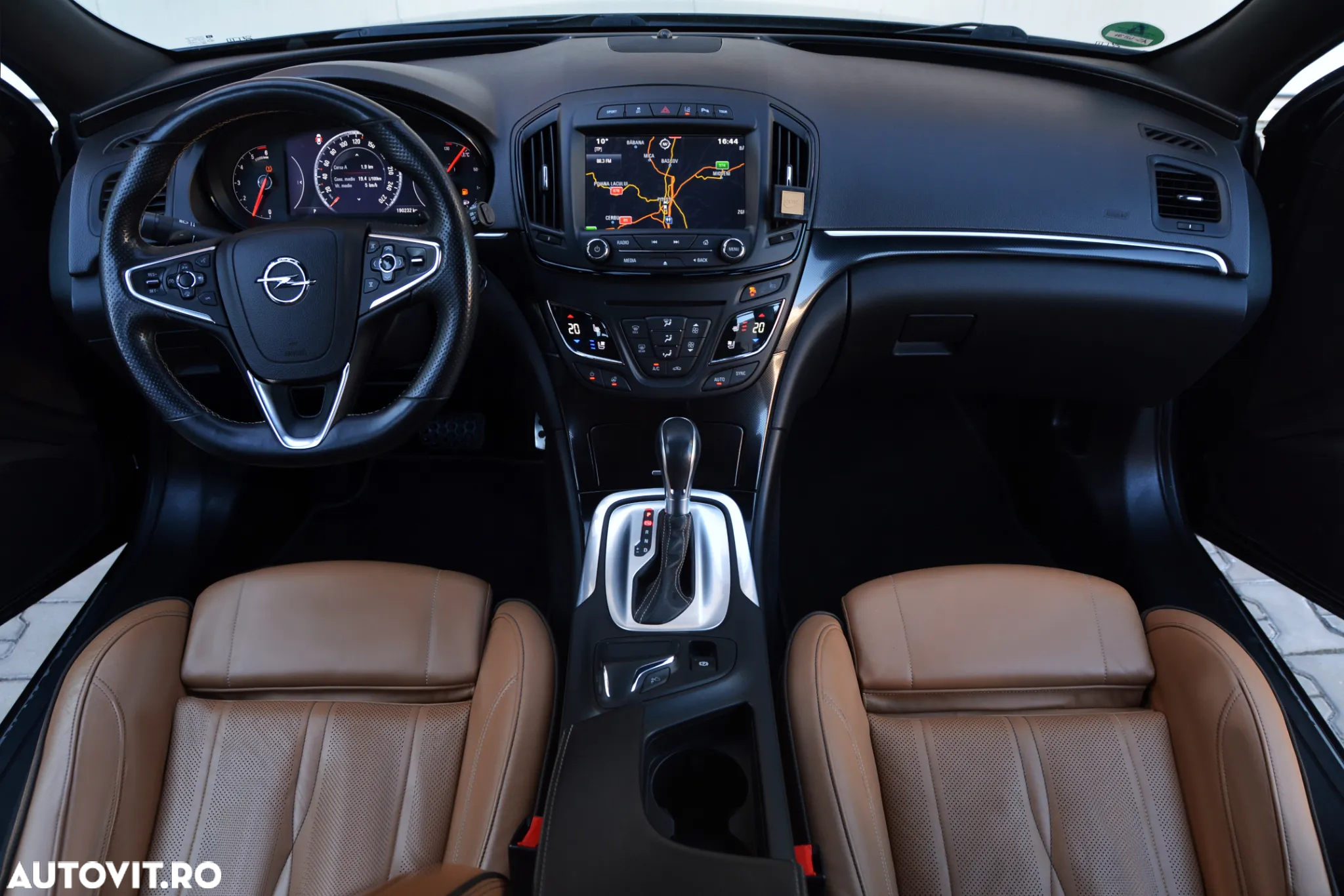 Opel Insignia 2.0 CDTI Sports Tourer 4x4 Automatik - 6