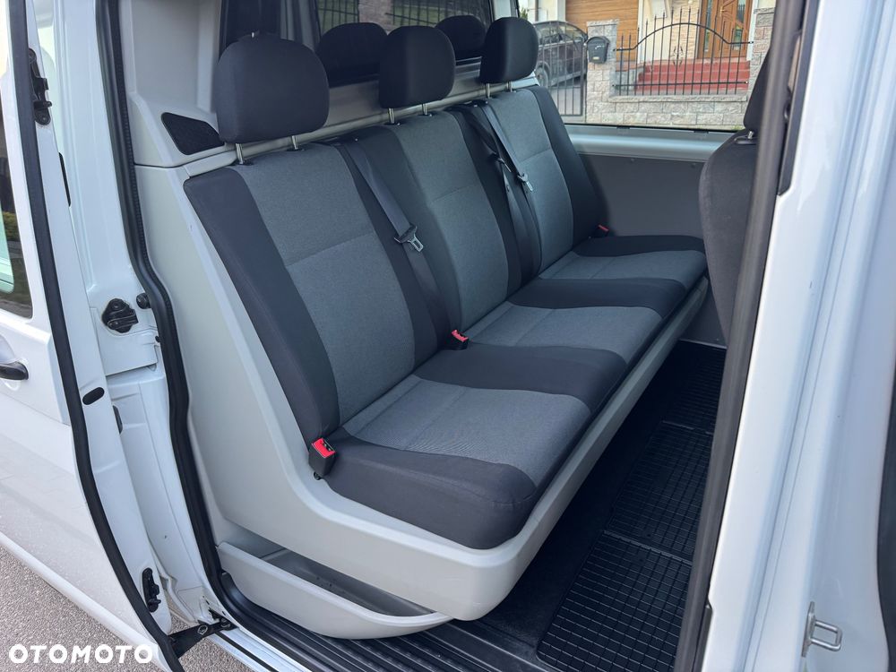 Volkswagen Transporter - 8