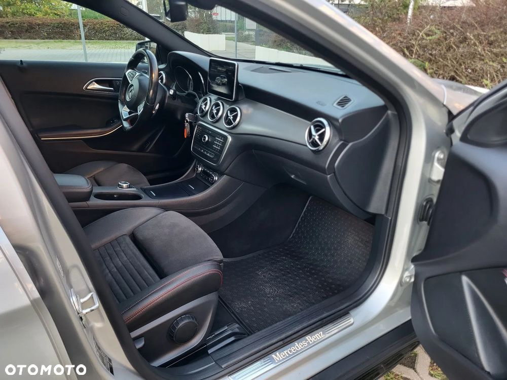 Mercedes-Benz GLA 220 d AMG Line - 7