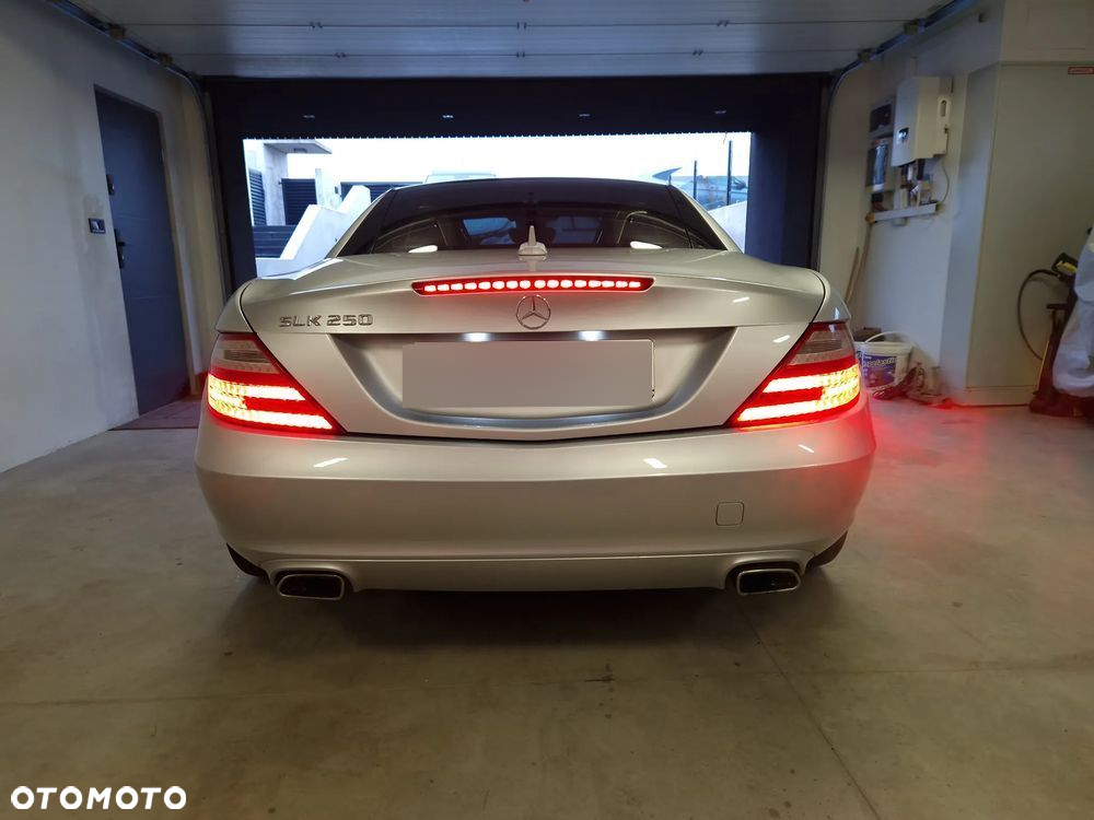 Mercedes-Benz SLK 250 (BlueEFFICIENCY) 7G-TRONIC - 7