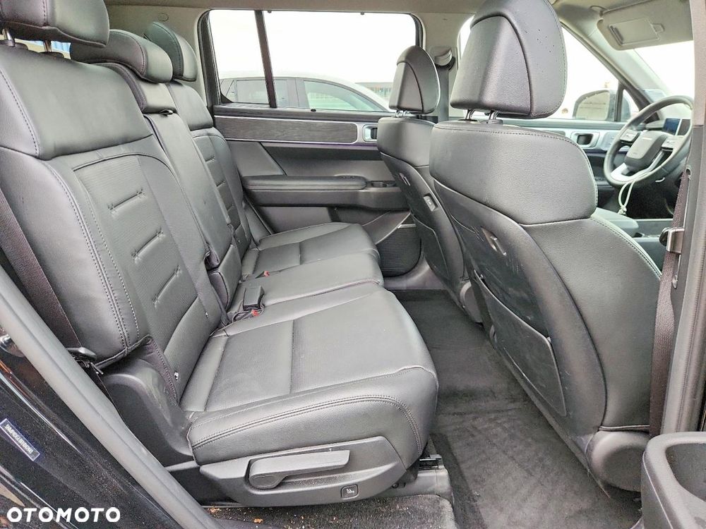 Hyundai Santa Fe - 10