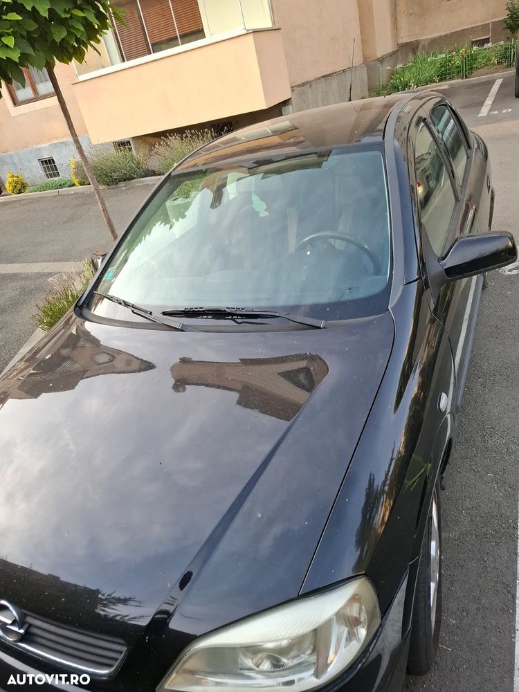 Opel Astra - 2