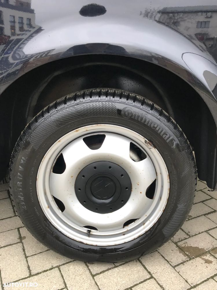 Volkswagen Multivan - 36