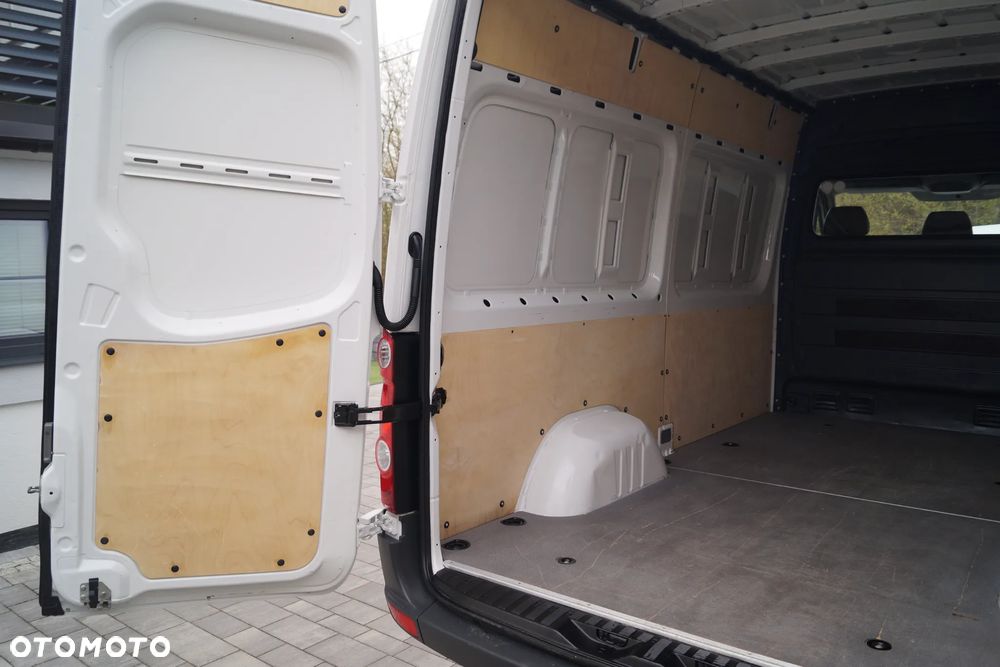 Volkswagen Crafter - 16
