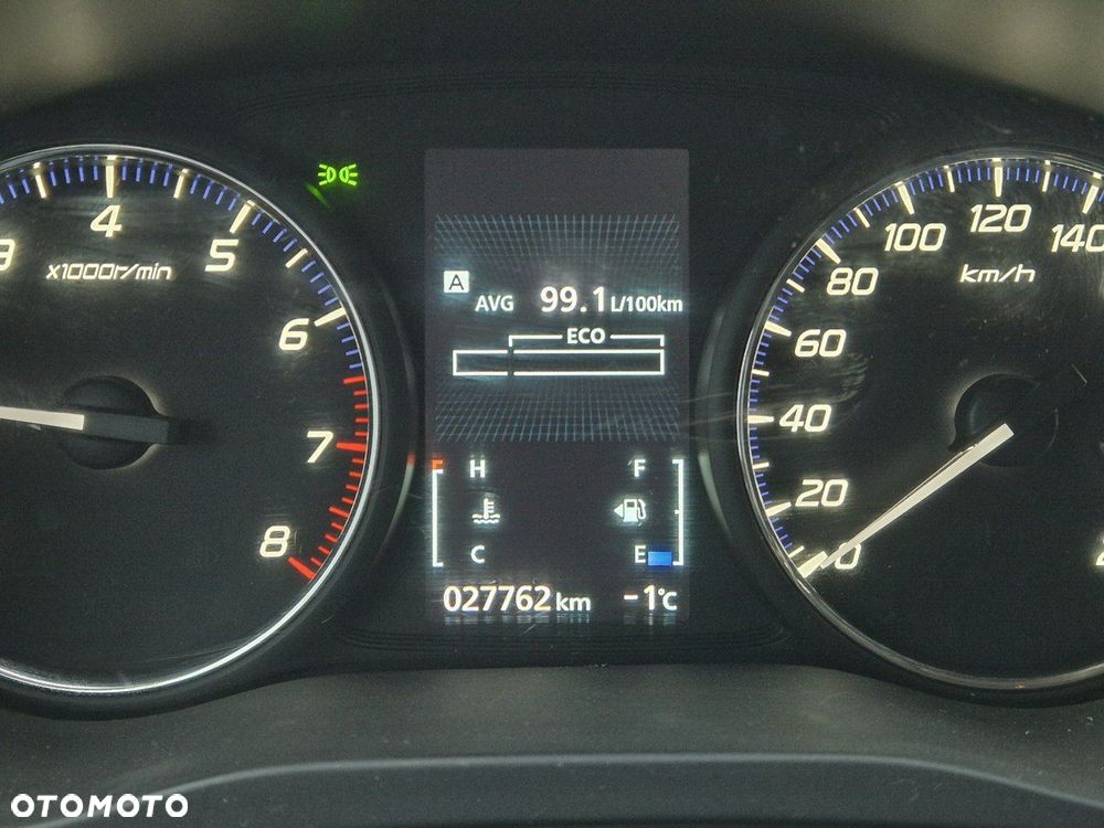 Mitsubishi Outlander - 15