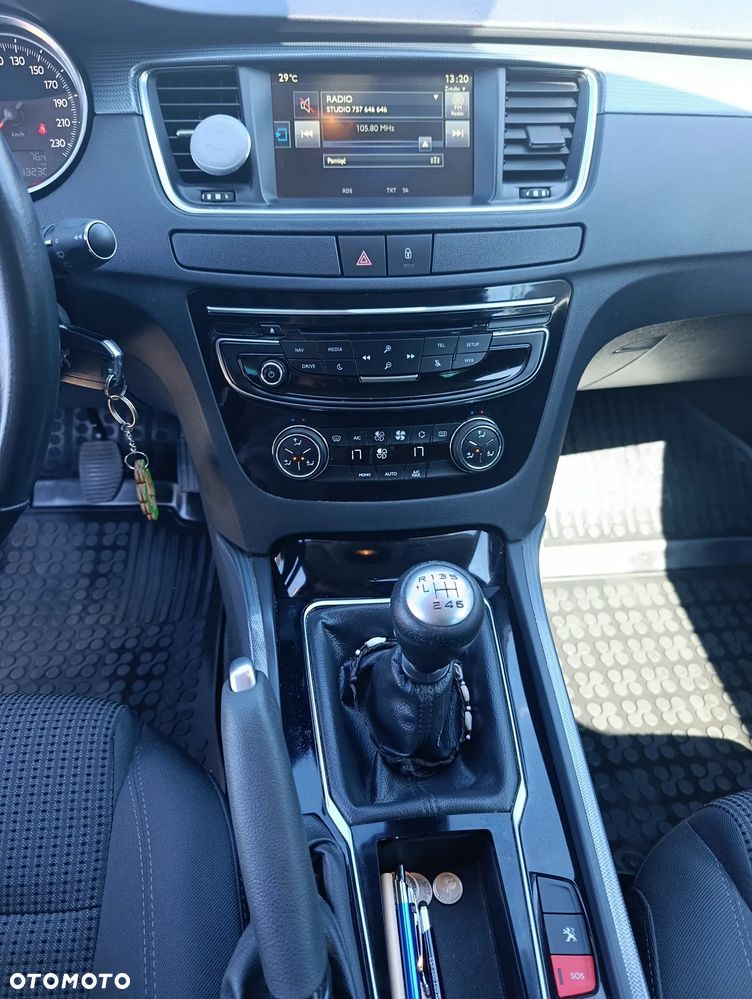 Peugeot 508 1.6 e-THP Active S&S - 11