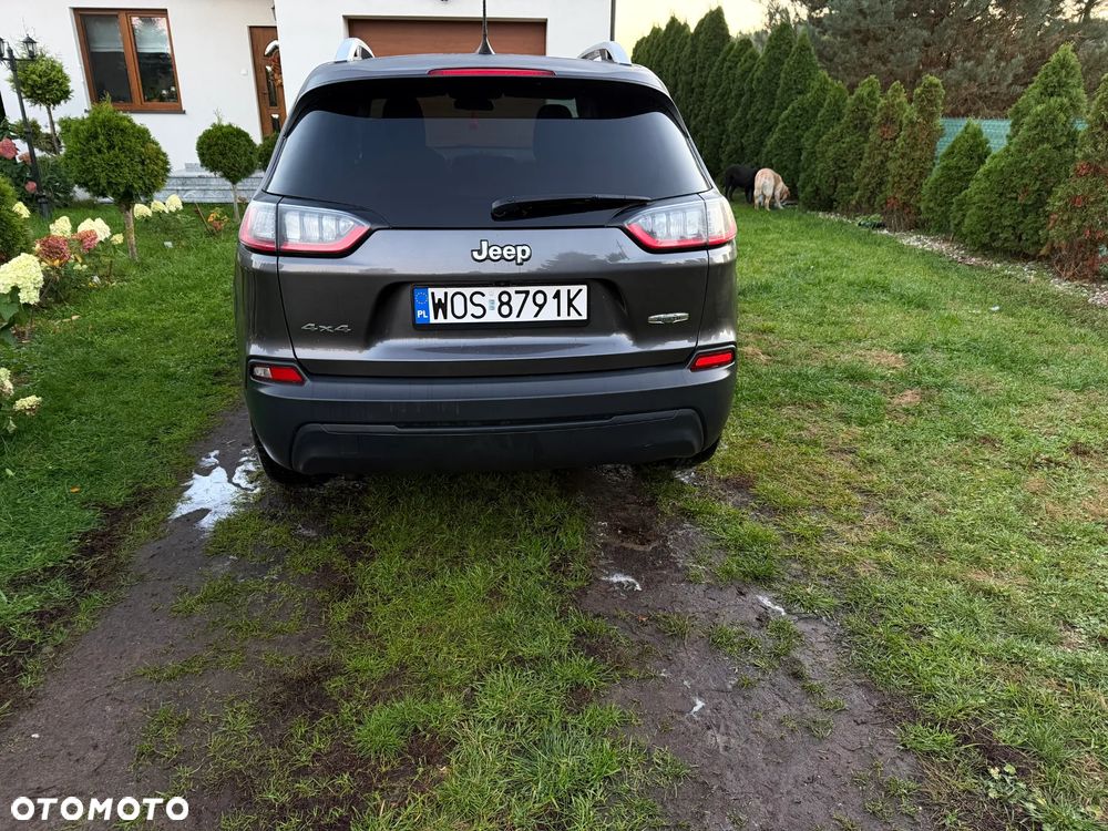 Jeep Cherokee - 6