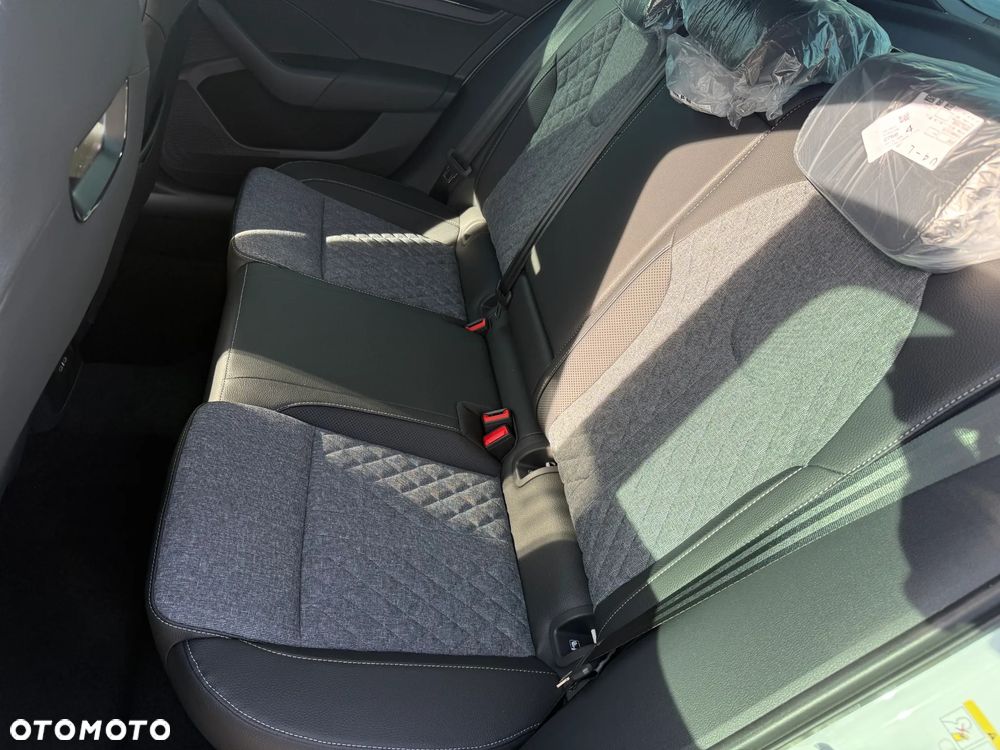 Skoda Octavia 2.0 TDI Sportline DSG - 9