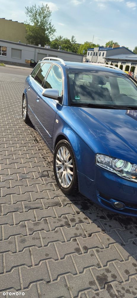Audi A4 Limousine - 3