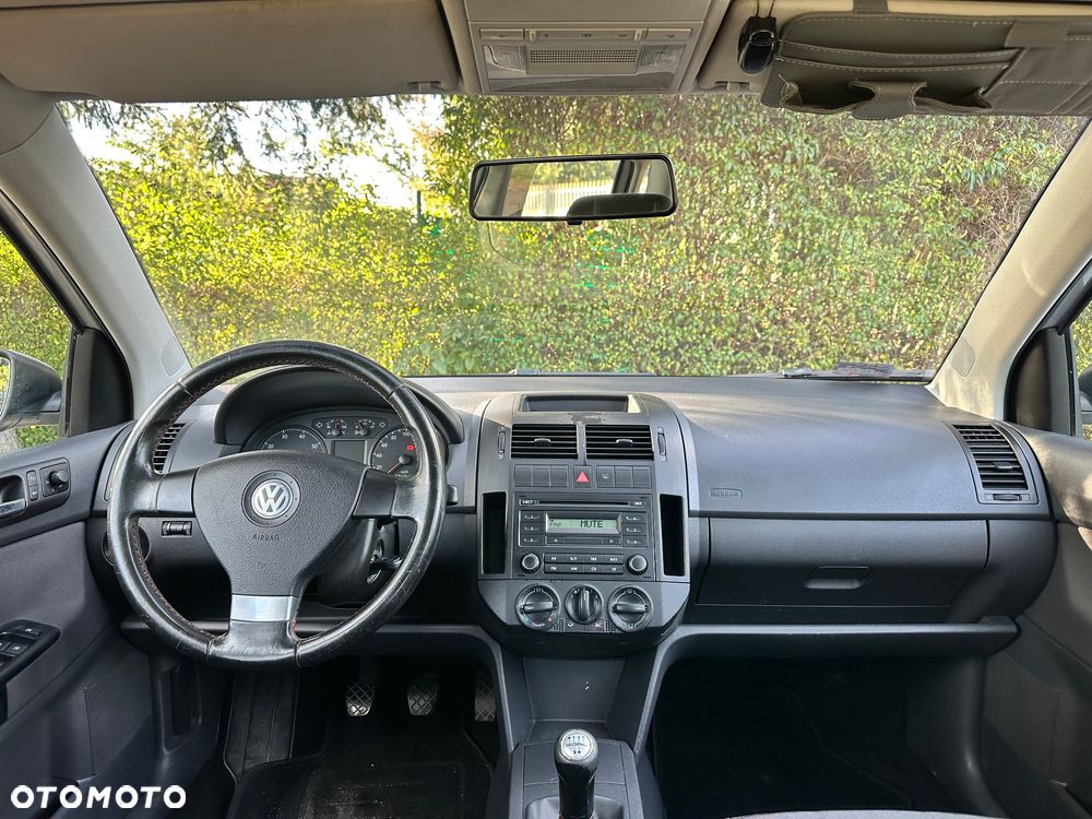 Volkswagen Polo 1.4 16V Fun - 9