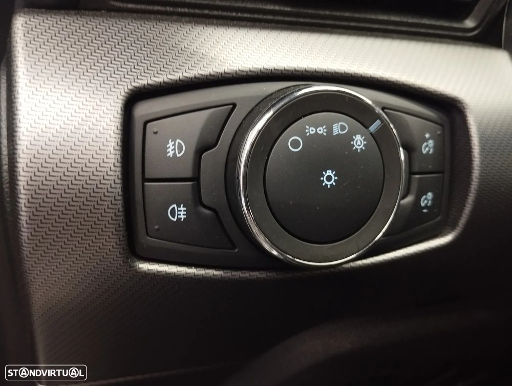 Ford Mustang 2.3i EcoBoost - 27