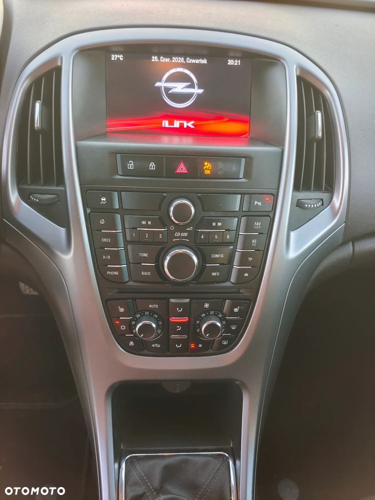 Opel Astra 1.4 T Cosmo EU6 - 29