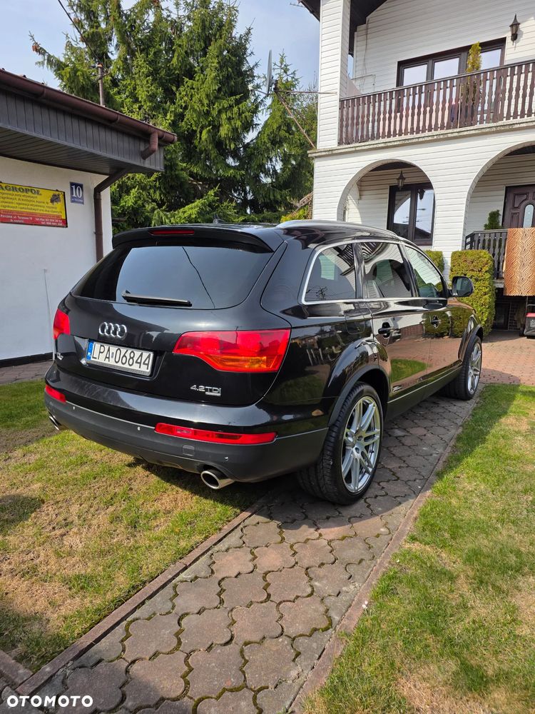 Audi Q7 - 4