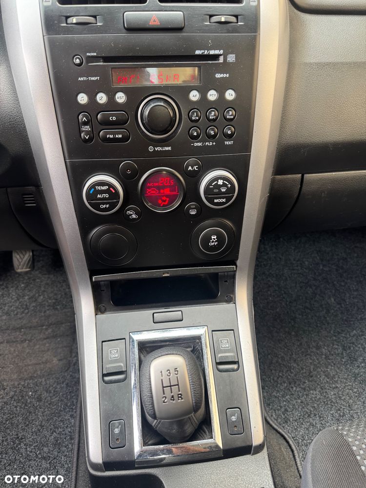 Suzuki Grand Vitara 1.6 Comfort - 11