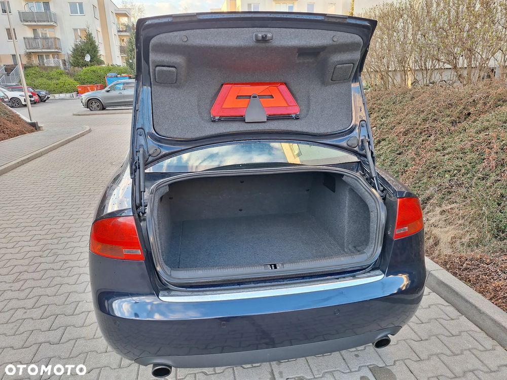 Audi A4 Limousine 2.0T FSI - 3