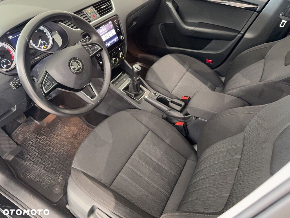 Skoda Octavia 1.5 TSI GPF ACT Style - 10