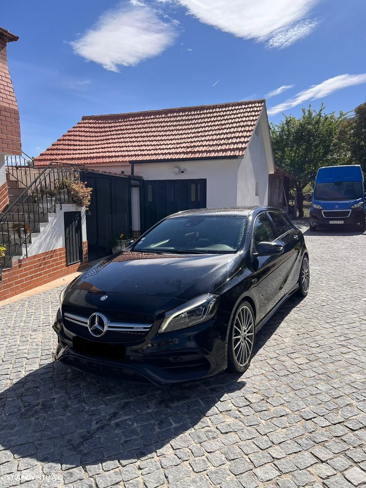 Mercedes-Benz A 45 AMG 4-Matic - 2