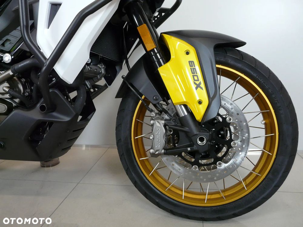 QJMOTOR SVT 650X - 7